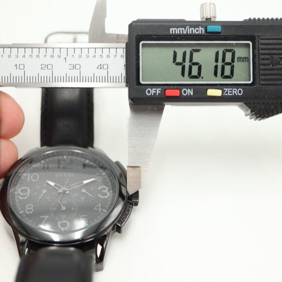 Guess Mens Black Jumbo 46mm Calendar Watch Stealth Leather Strap w New Battery - Picture 2 of 16